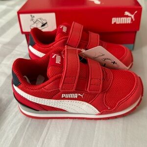 Puma kids velcro running shoes sz8 NIB